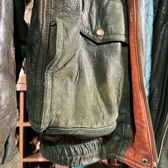 Vintage 80s Modango Brown & Green Leather Bomber Jacket w Shoulder Pads Size XL - Picture 17 of 17